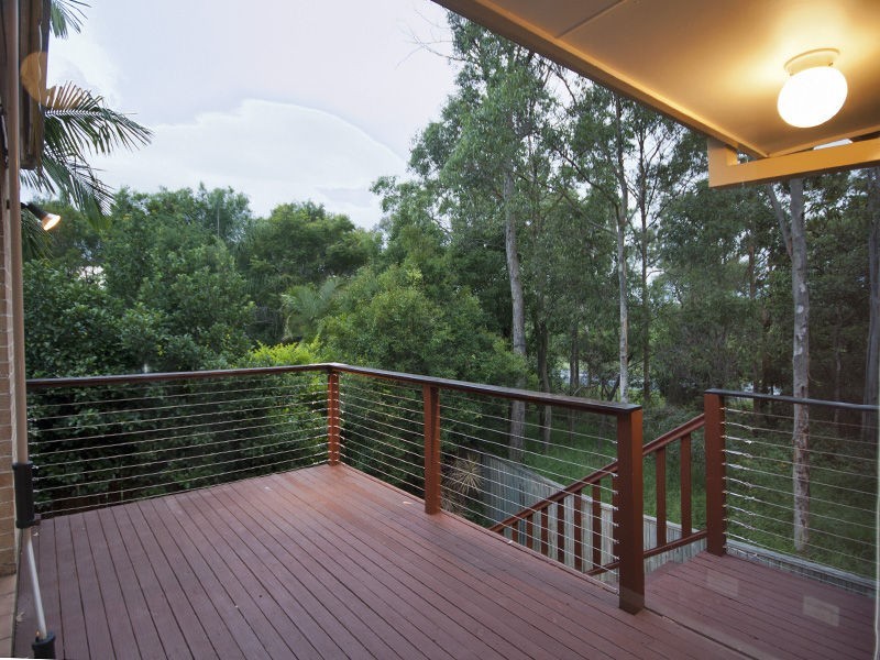 Seventeen Mile Rocks QLD 4073