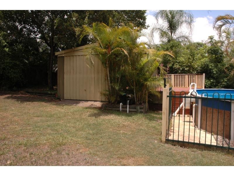 8 Tyrrell Road, Jamboree Heights QLD 4074