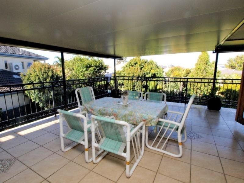 32 James Place, Sinnamon Park QLD 4073