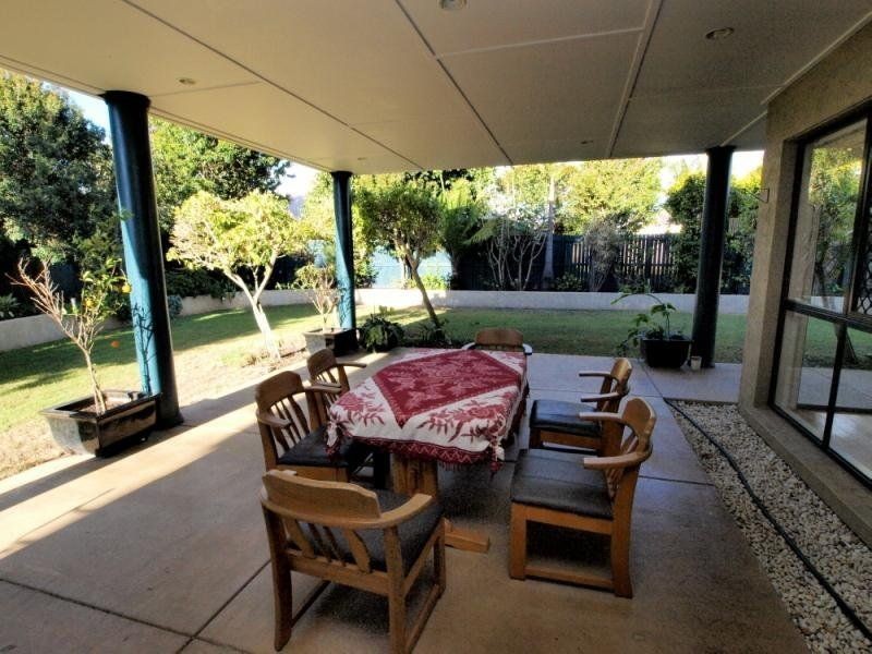 32 James Place, Sinnamon Park QLD 4073