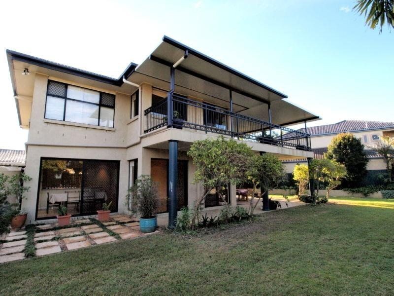 32 James Place, Sinnamon Park QLD 4073