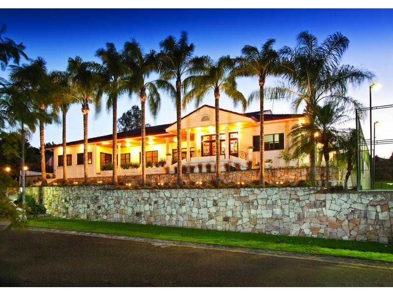 5 Evans Court, Mount Ommaney QLD 4074