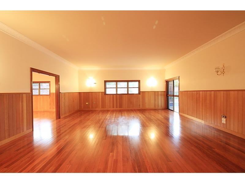 5 Evans Court, Mount Ommaney QLD 4074