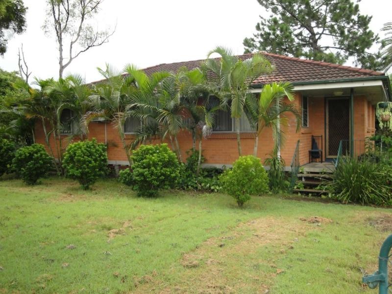 6 Yarraga Avenue, Carole Park QLD 4300