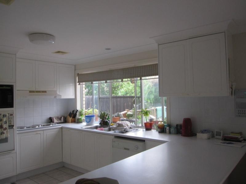 Mount Ommaney QLD 4074