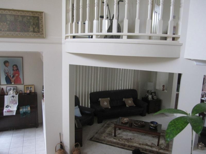 Mount Ommaney QLD 4074