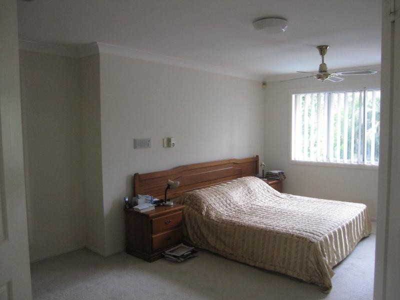 Mount Ommaney QLD 4074