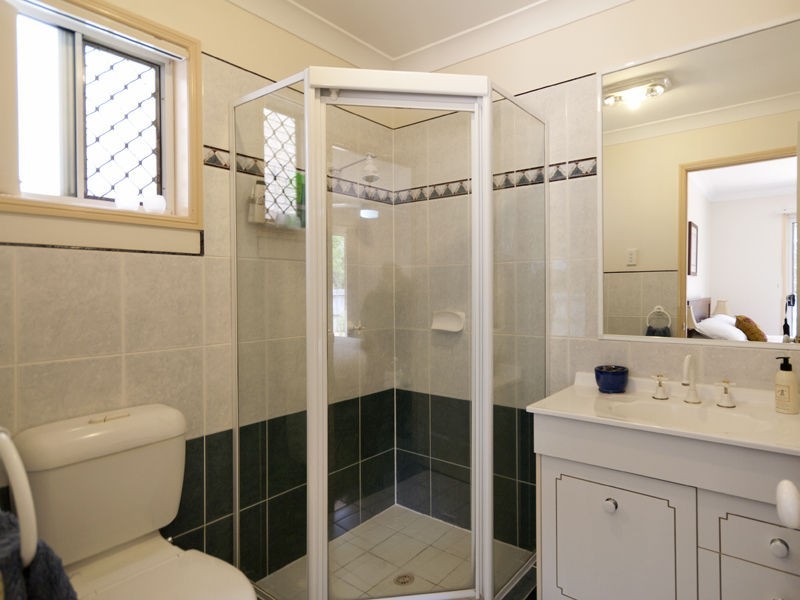 Sinnamon Park QLD 4073