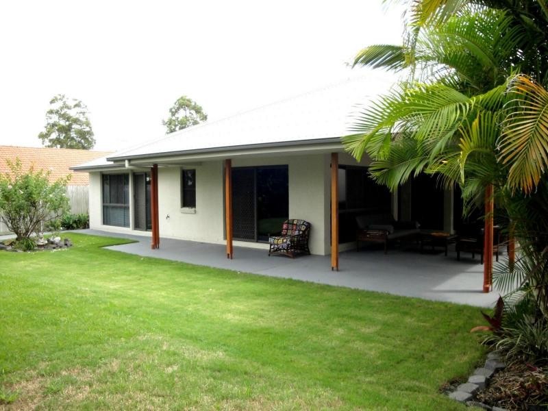 Seventeen Mile Rocks QLD 4073