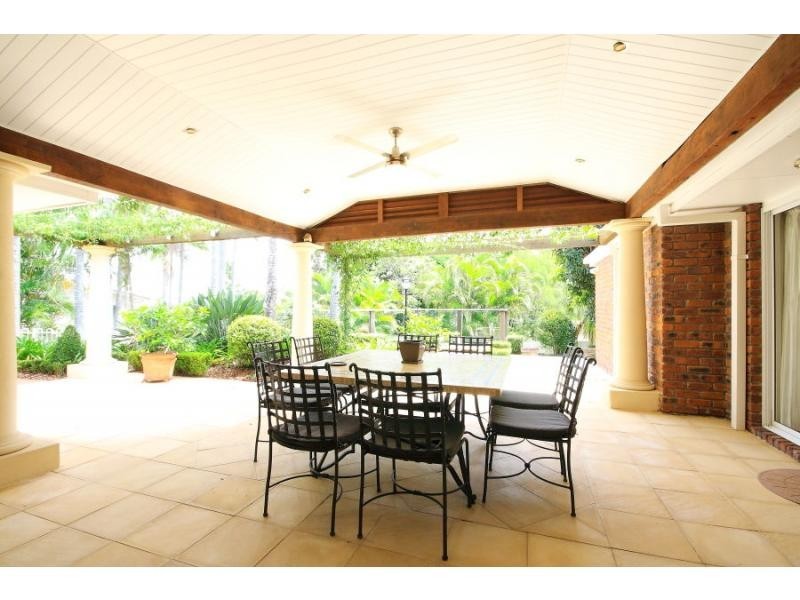 2 McKellar Court, Mount Ommaney QLD 4074