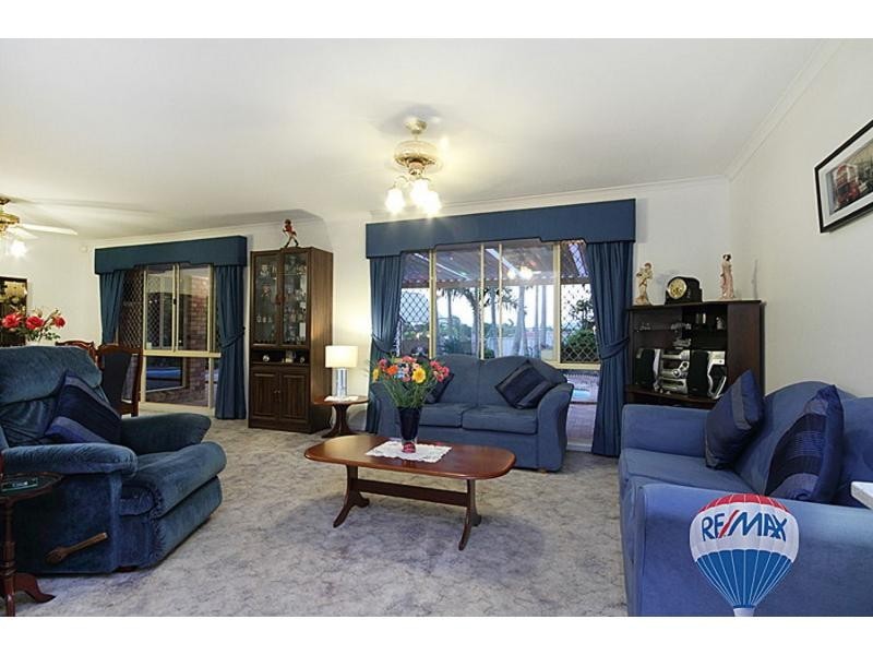 Sinnamon Park QLD 4073