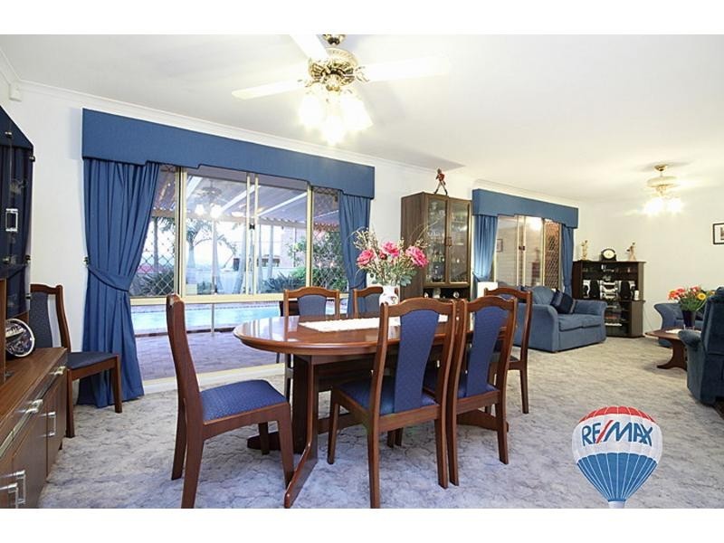 Sinnamon Park QLD 4073