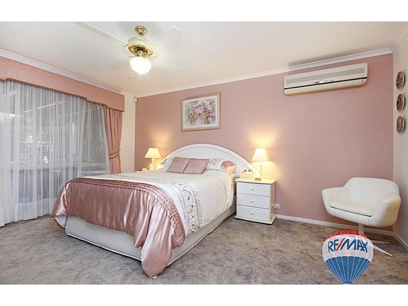 Sinnamon Park QLD 4073