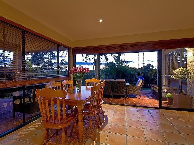 Mount Ommaney QLD 4074