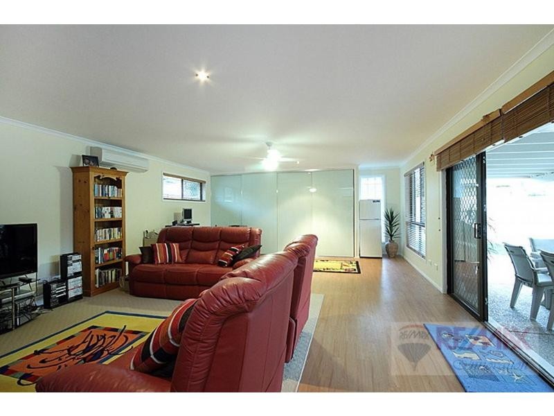 46 Pallert Street, Middle Park QLD 4074