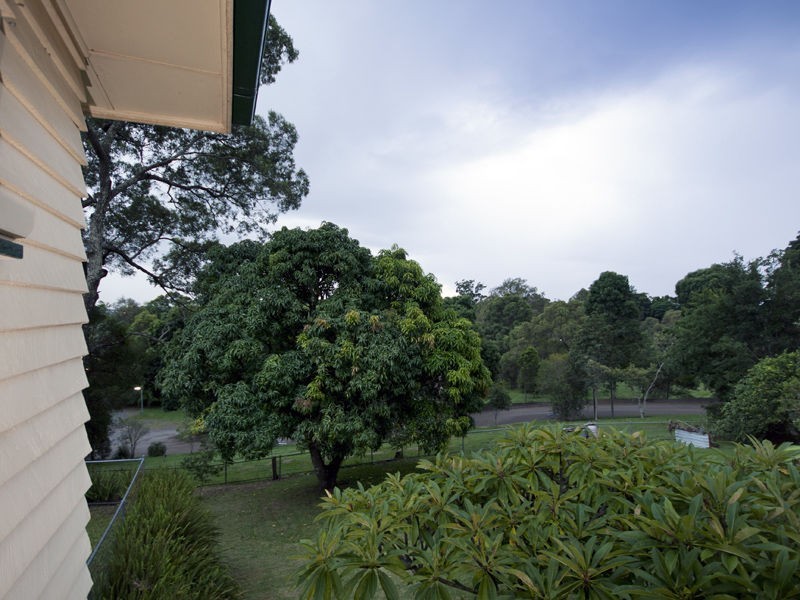 67 SEVENTEEN MILE ROCKS Road, Oxley QLD 4075