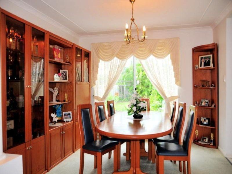 Sinnamon Park QLD 4073