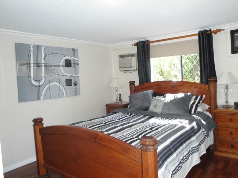 3 Pack Street, Jamboree Heights QLD 4074
