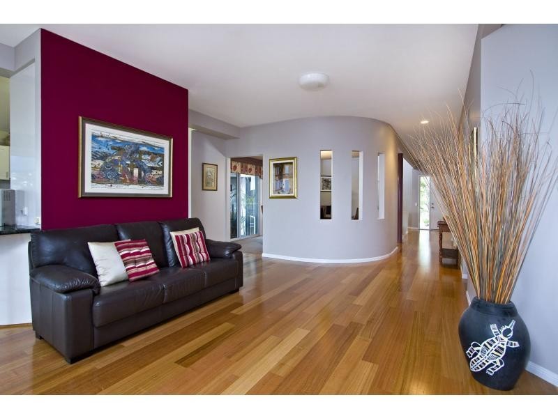 17 Cityview Road, Sinnamon Park QLD 4073