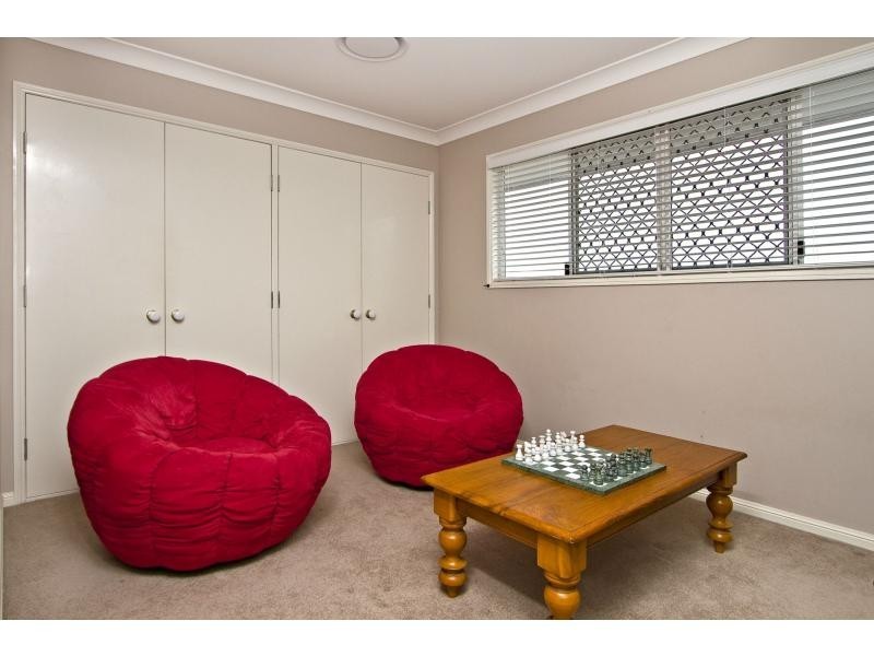 17 Cityview Road, Sinnamon Park QLD 4073