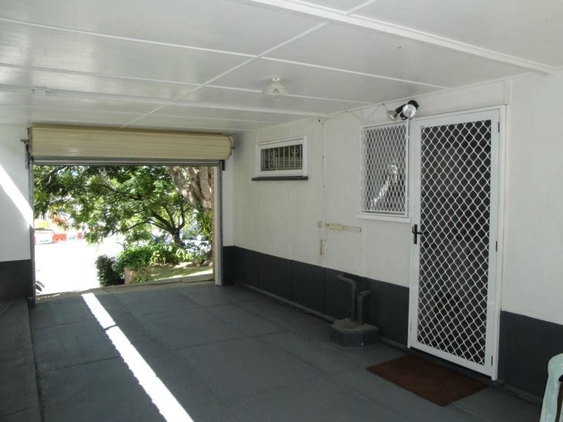 Jindalee QLD 4074