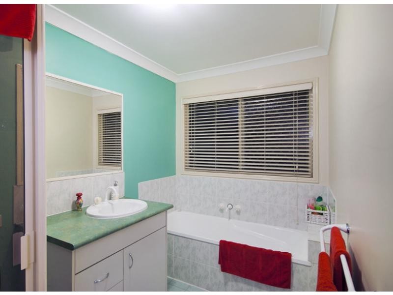 20 O’Reilly Street, Sinnamon Park QLD 4073