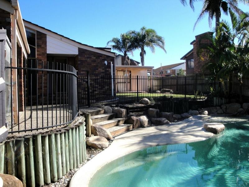 9 Kosciusko Street, Middle Park QLD 4074