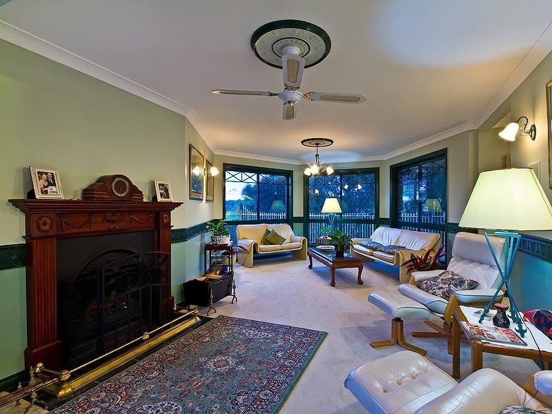 Mount Ommaney QLD 4074