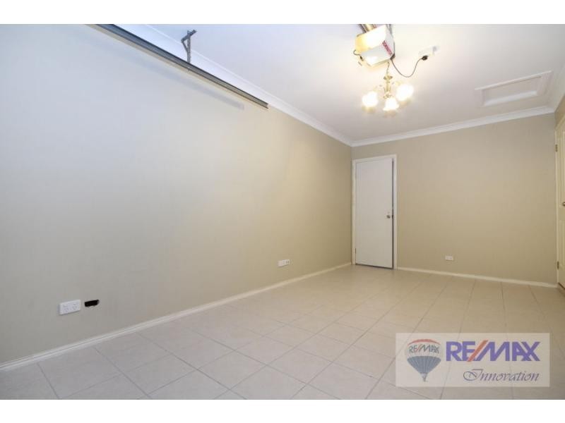 4 Girraween Close, Riverhills QLD 4074