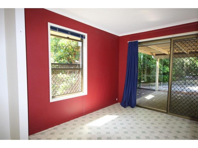 20 Loddon Street, Riverhills QLD 4074