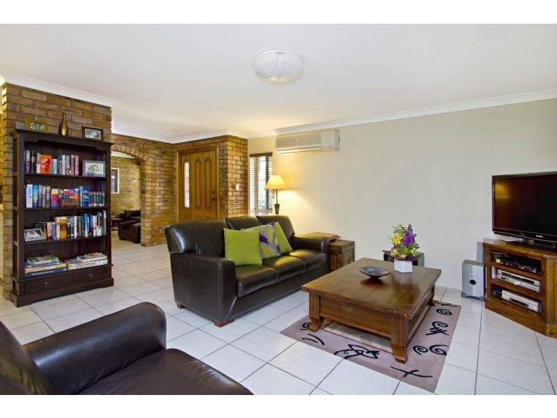 48 Juba Street, Riverhills QLD 4074