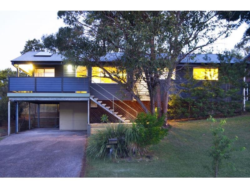 10 Ebrill Street, Jamboree Heights QLD 4074