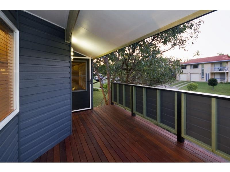 10 Ebrill Street, Jamboree Heights QLD 4074