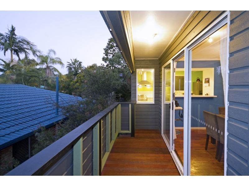 10 Ebrill Street, Jamboree Heights QLD 4074