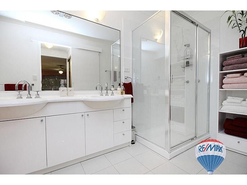Sinnamon Park QLD 4073