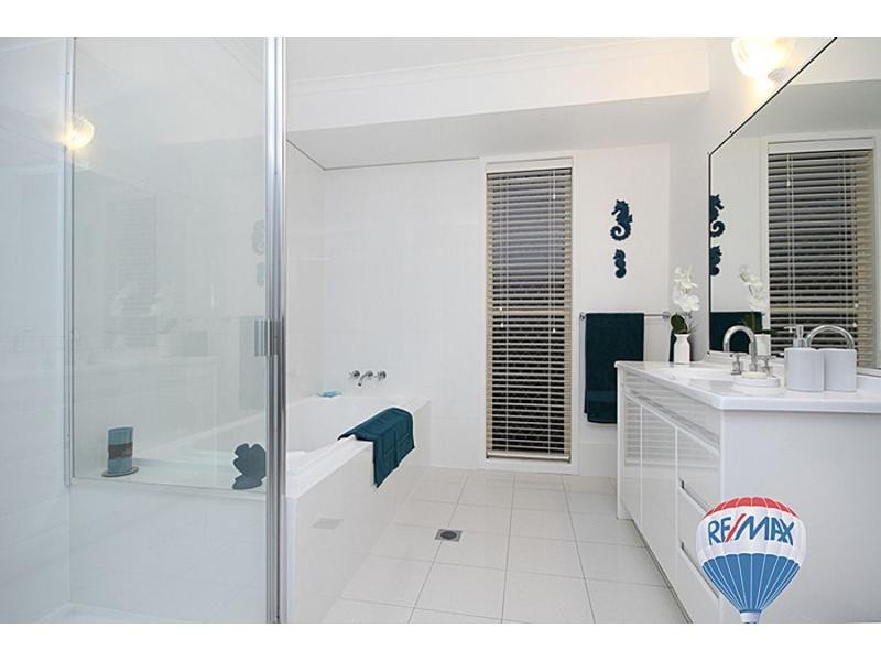 Sinnamon Park QLD 4073