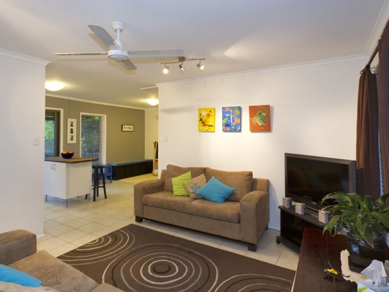 120 Hazelton Street, Riverhills QLD 4074