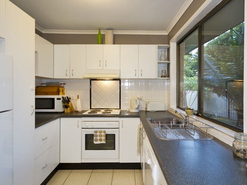 120 Hazelton Street, Riverhills QLD 4074