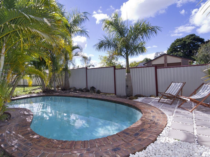 120 Hazelton Street, Riverhills QLD 4074