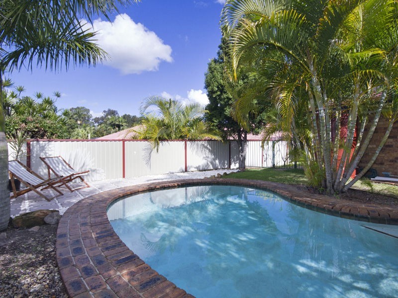 120 Hazelton Street, Riverhills QLD 4074