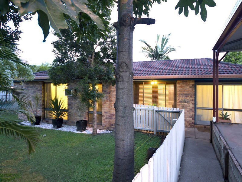 120 Hazelton Street, Riverhills QLD 4074