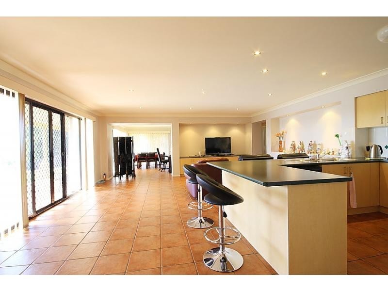 16 Konrad Place, Sinnamon Park QLD 4073