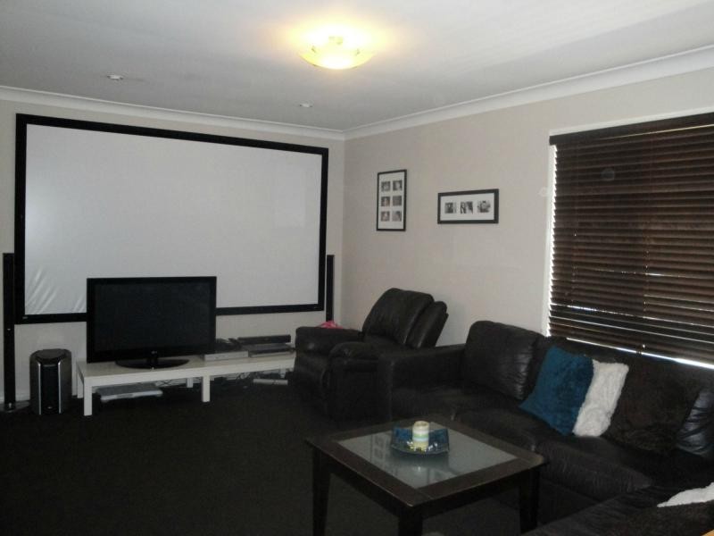 37 Dove Tree Crescent, Sinnamon Park QLD 4073