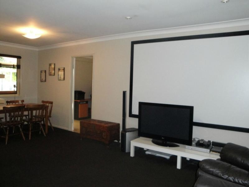 37 Dove Tree Crescent, Sinnamon Park QLD 4073