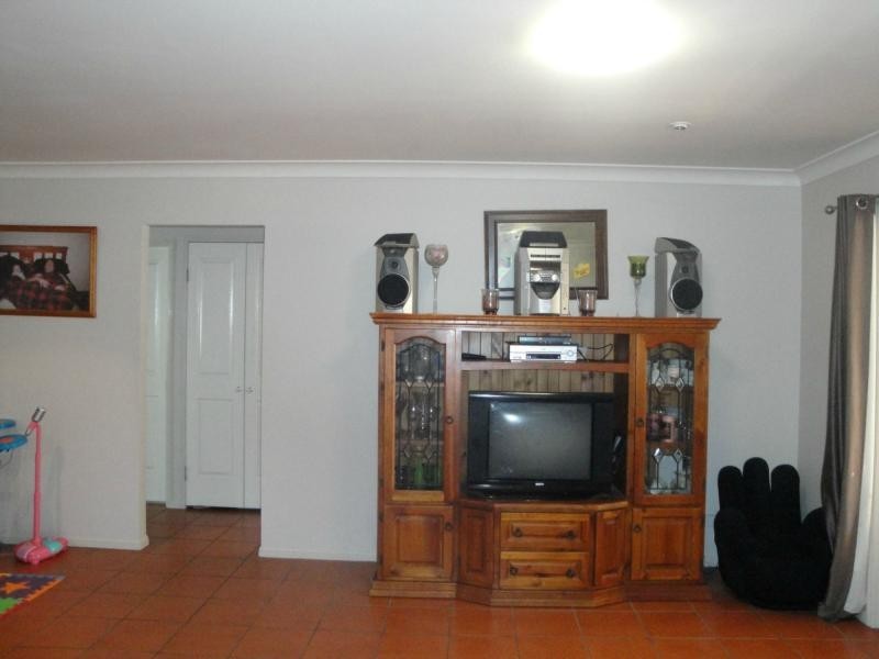 37 Dove Tree Crescent, Sinnamon Park QLD 4073