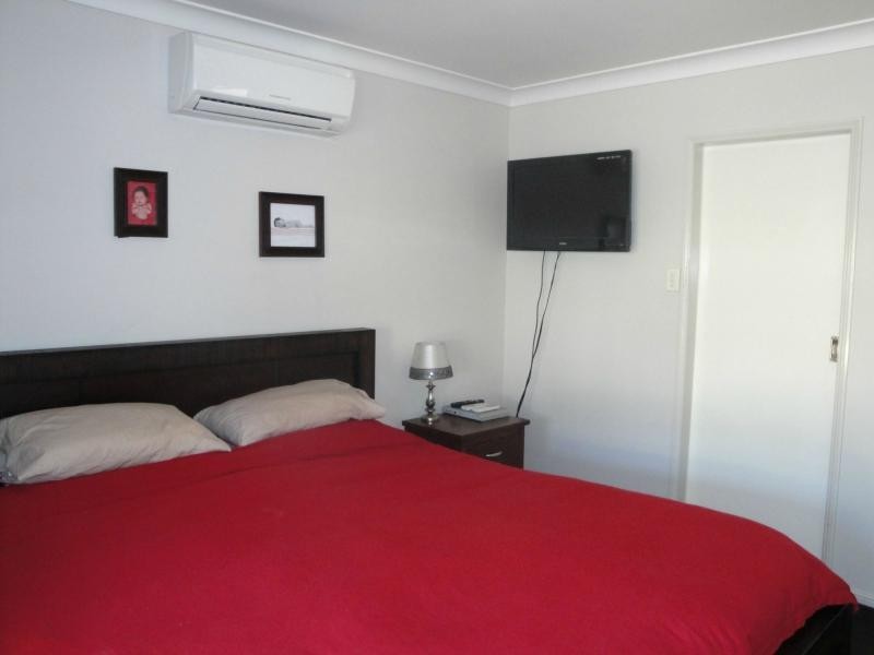 37 Dove Tree Crescent, Sinnamon Park QLD 4073