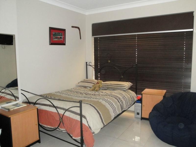 37 Dove Tree Crescent, Sinnamon Park QLD 4073