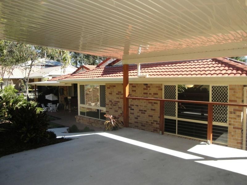 37 Dove Tree Crescent, Sinnamon Park QLD 4073