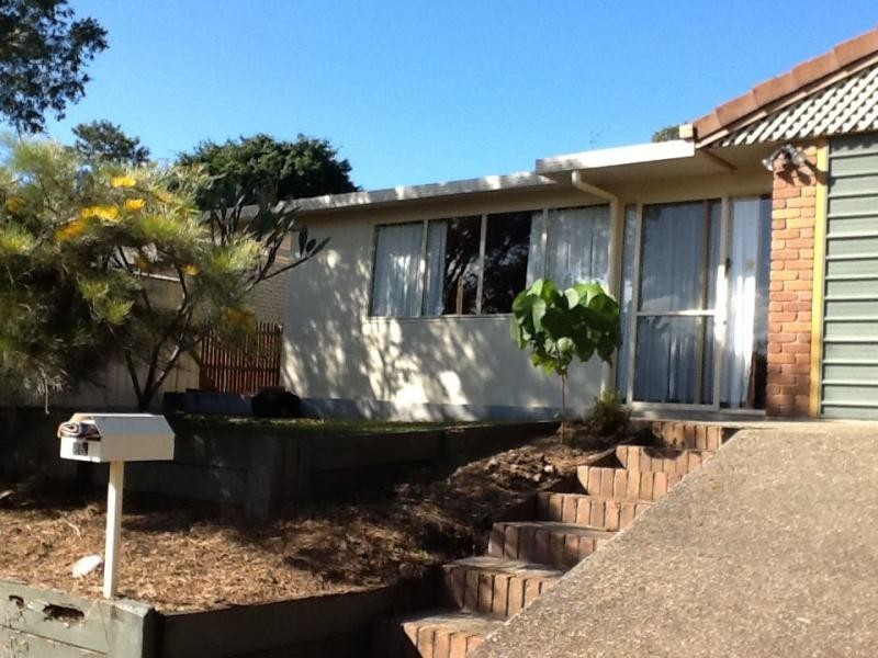 20 Loddon Street, Riverhills QLD 4074