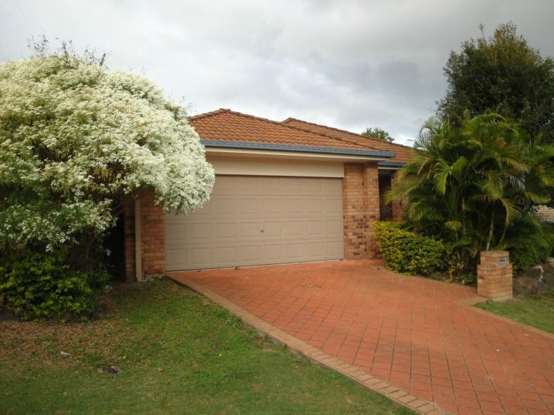13 Harris Place, Seventeen Mile Rocks QLD 4073